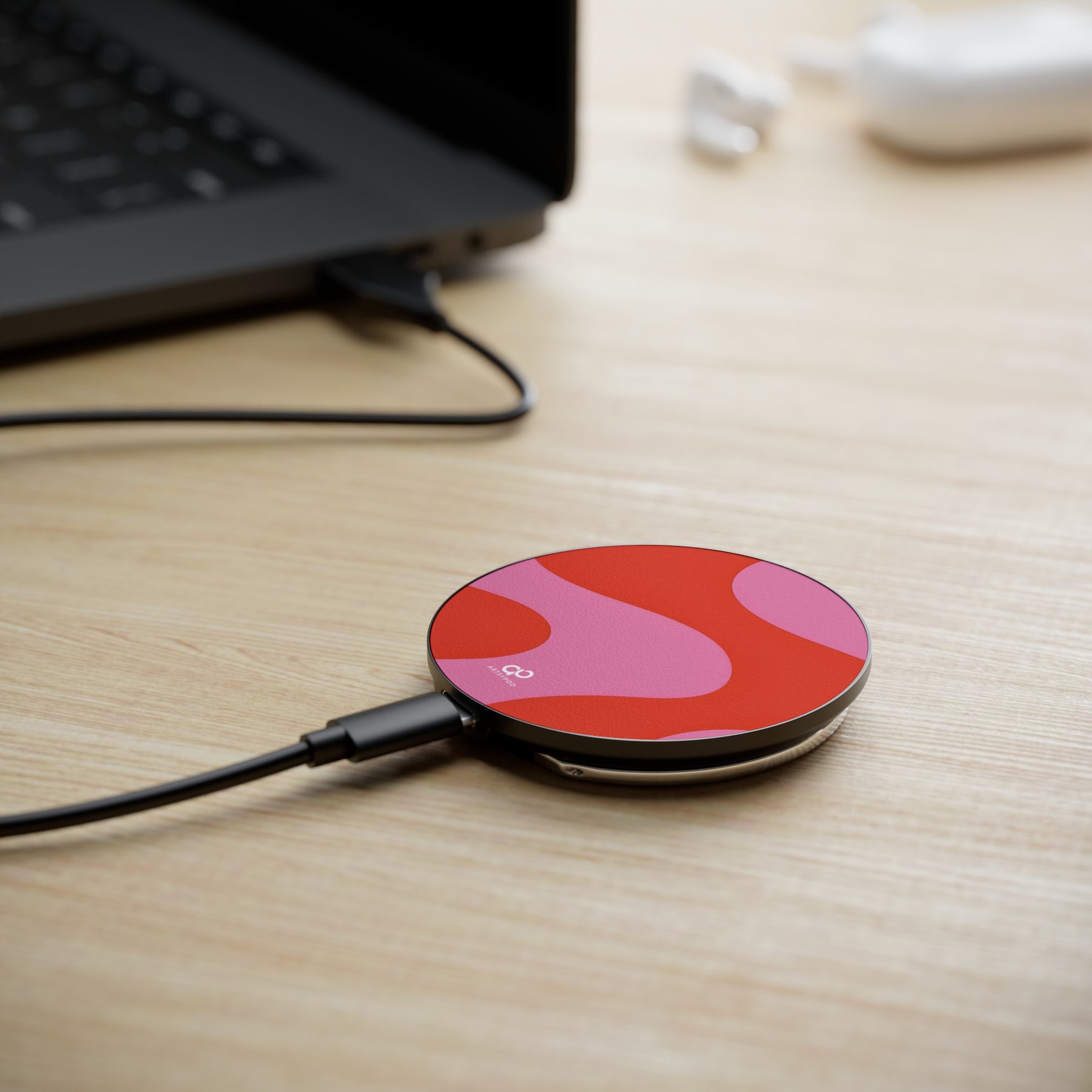 Pink and Red Pattern | Wireless Charger